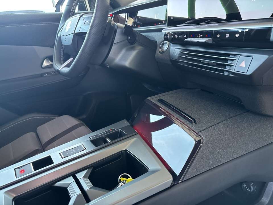 Opel Grandland - Imagem 12