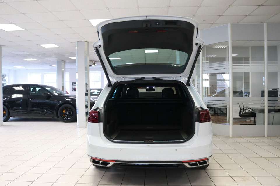 Volkswagen Passat Variant - Imagem 10