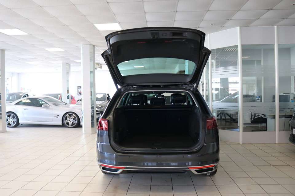 Volkswagen Passat Variant - Imagem 6