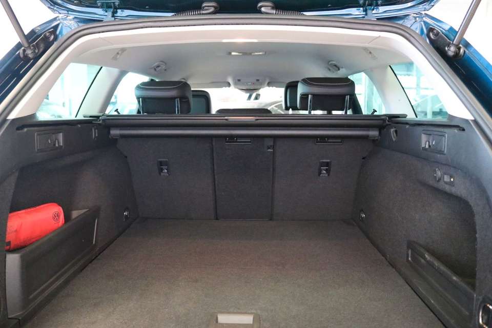 Volkswagen Passat Variant - Imagem 12