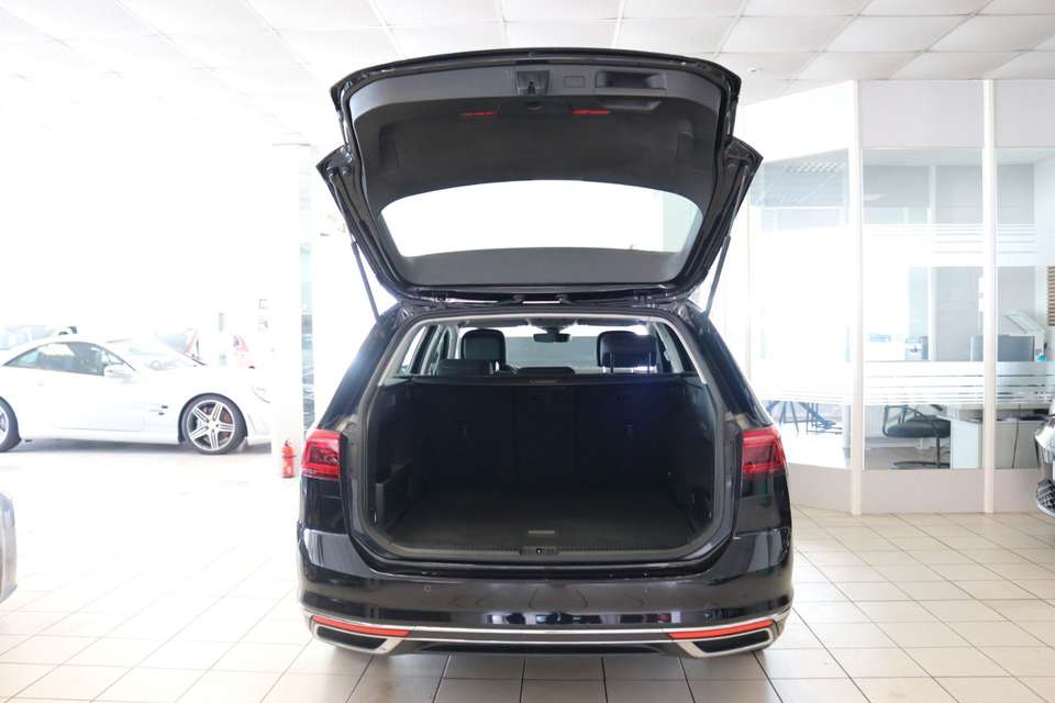 Volkswagen Passat Variant - Imagem 6