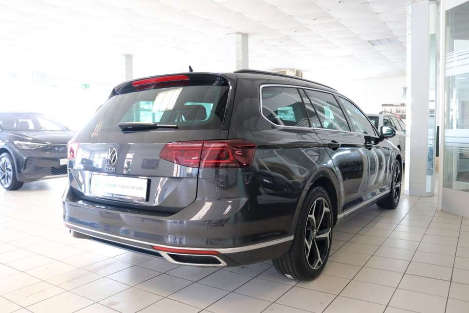 Volkswagen Passat Variant - Imagem 8