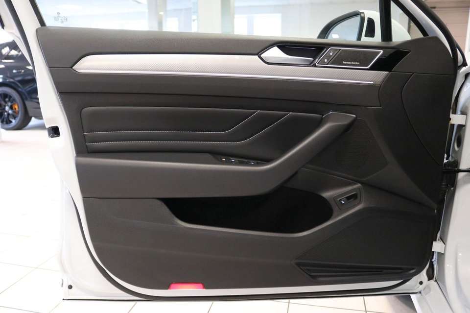 Volkswagen Passat Variant - Imagem 15