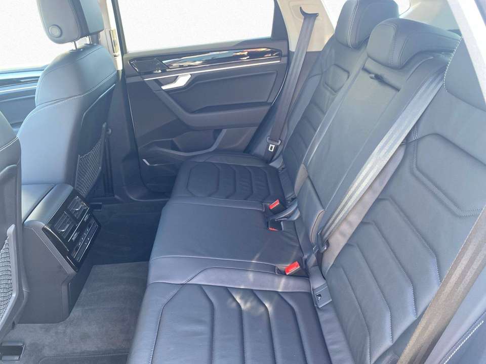 Volkswagen Touareg - Imagem 12