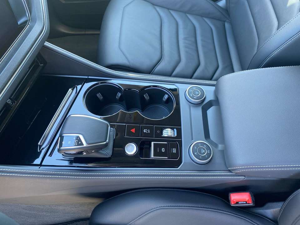 Volkswagen Touareg - Imagem 14