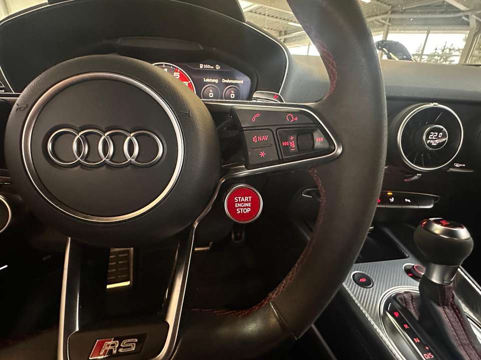 Audi TT RS - Imagem 15