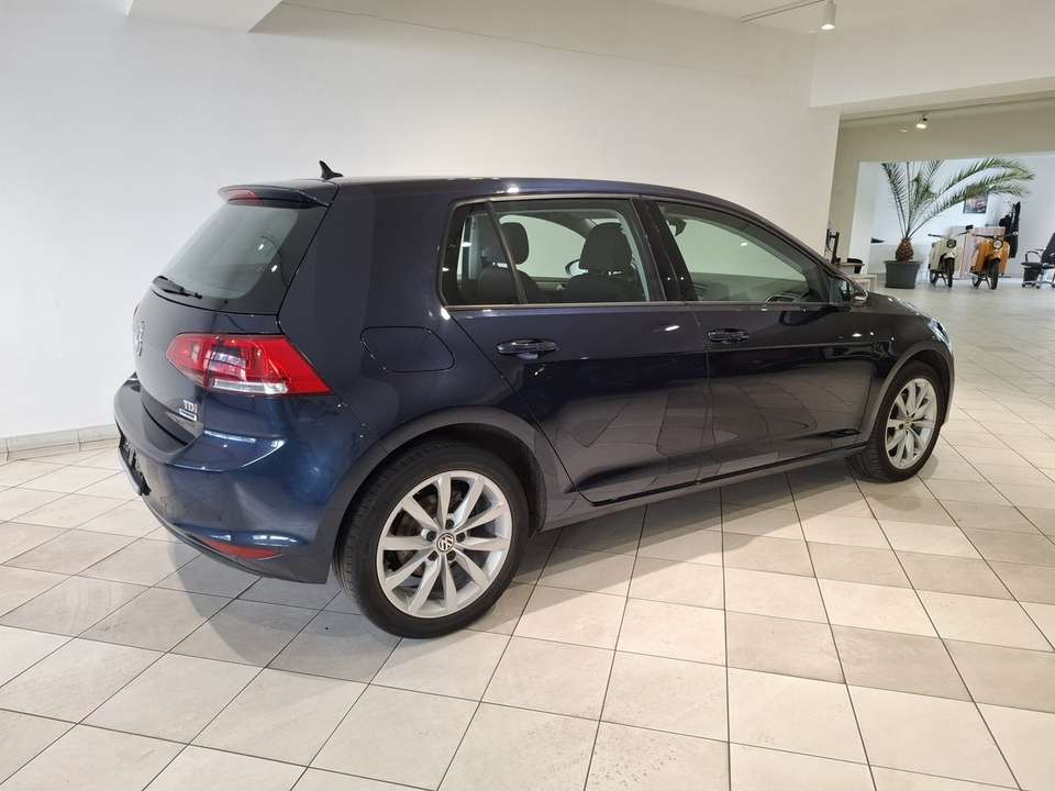 Volkswagen Golf - Imagem 3