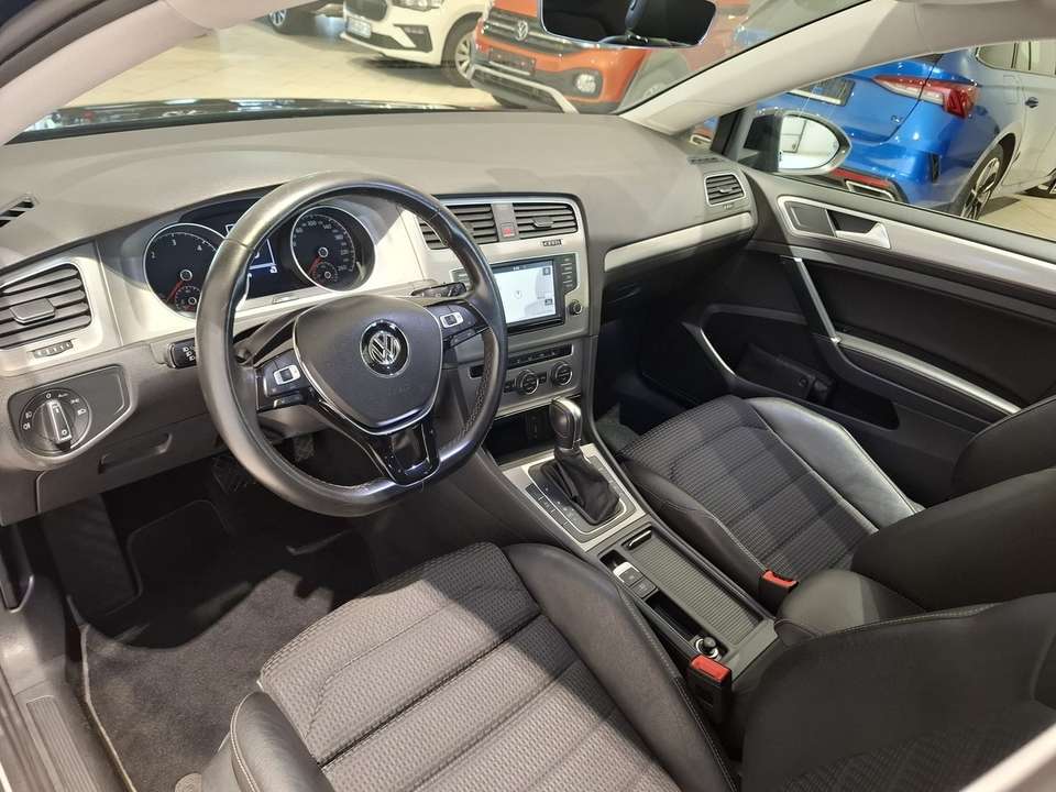 Volkswagen Golf - Imagem 9