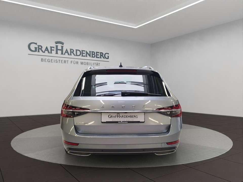 Skoda Superb - Imagem 5