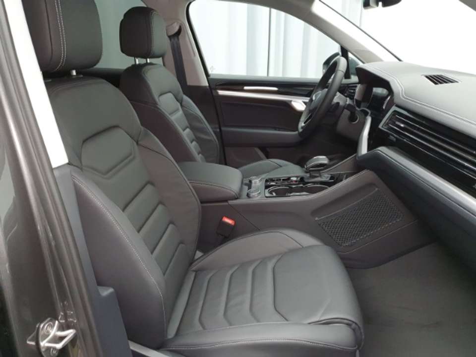 Volkswagen Touareg - Imagem 7
