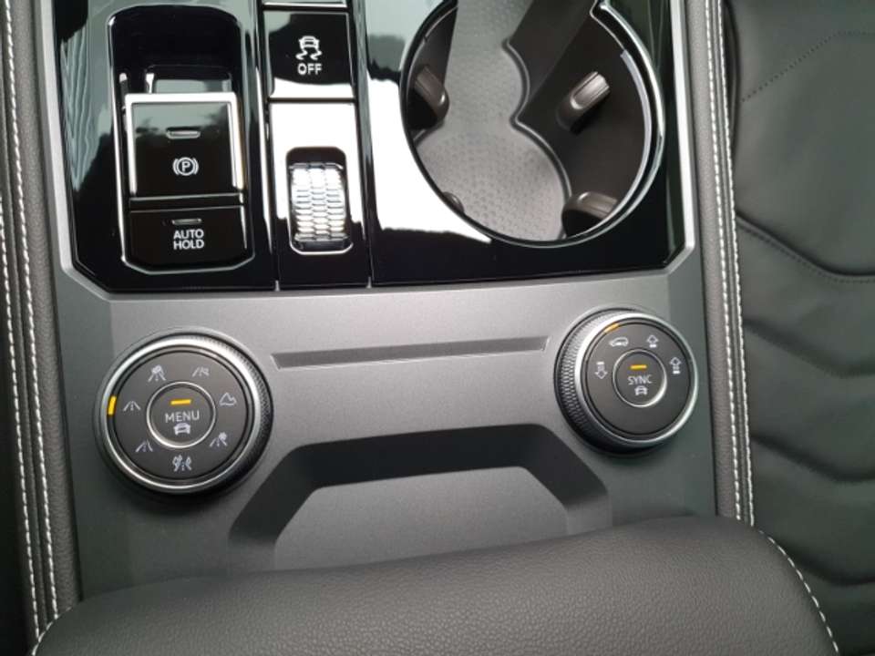 Volkswagen Touareg - Imagem 14