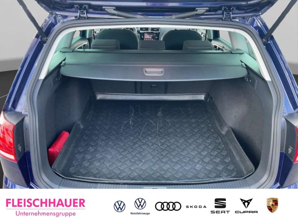 Volkswagen Golf Variant - Imagem 8