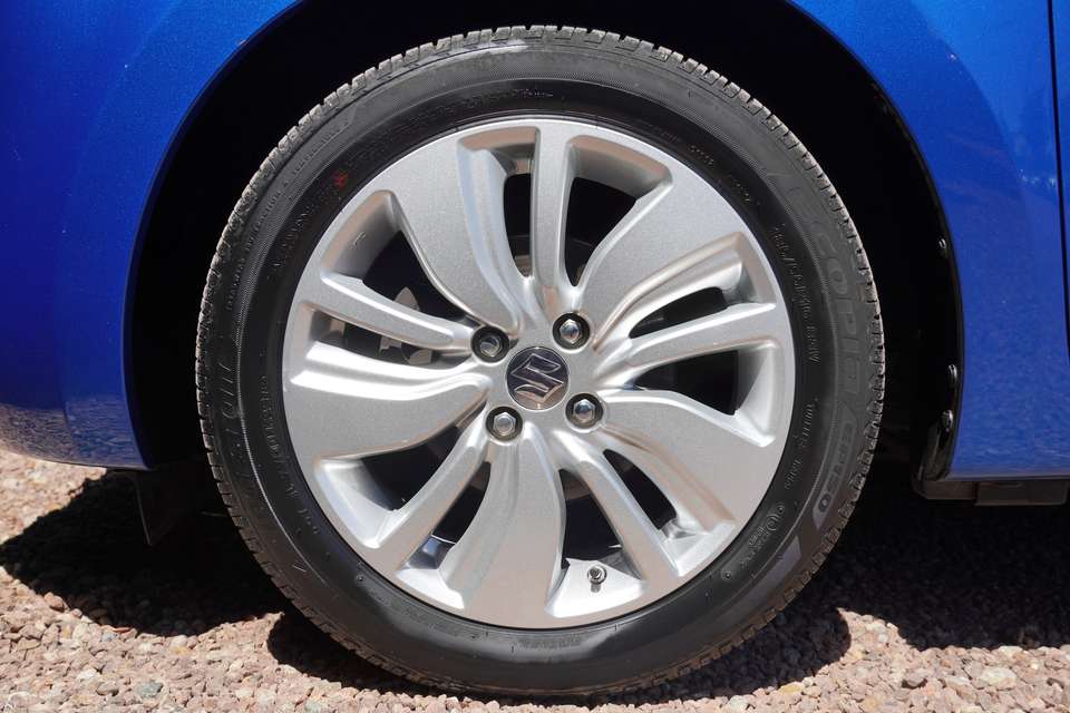 Suzuki Swift - Imagem 9