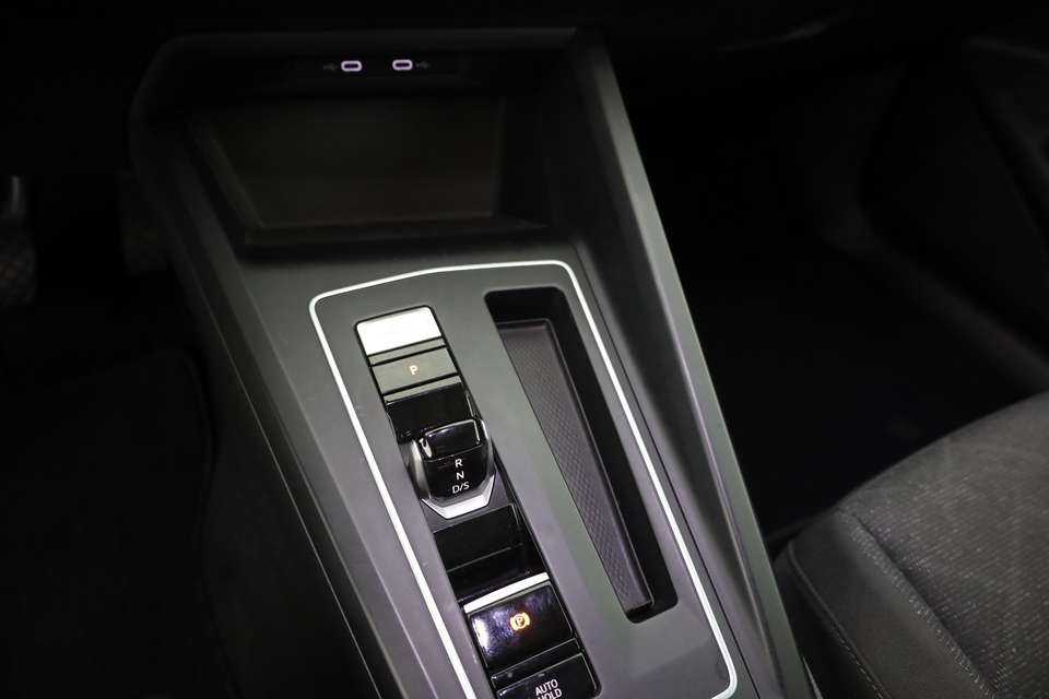 Volkswagen Golf - Imagem 13