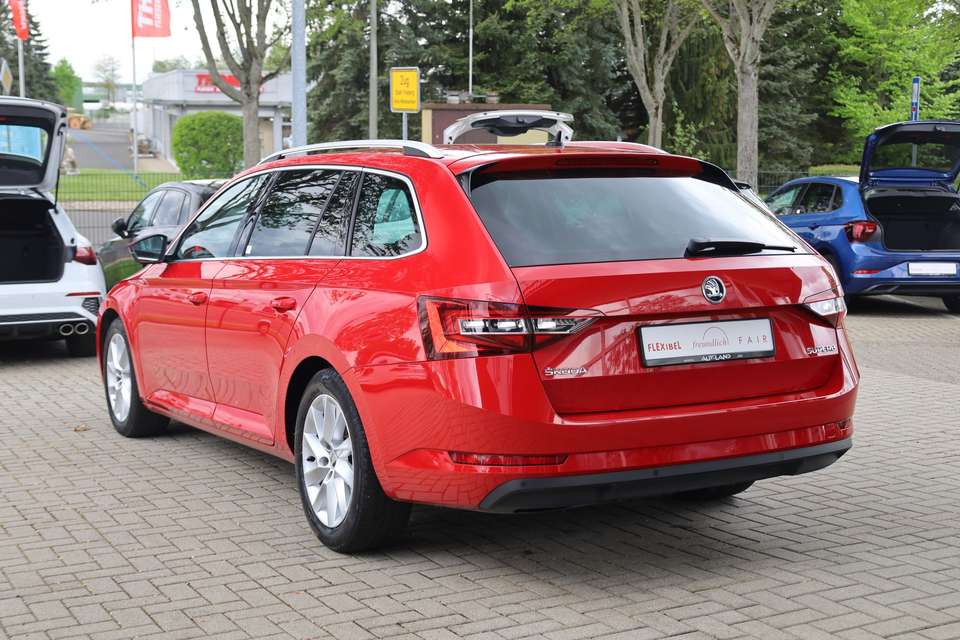 Skoda Superb - Imagem 3