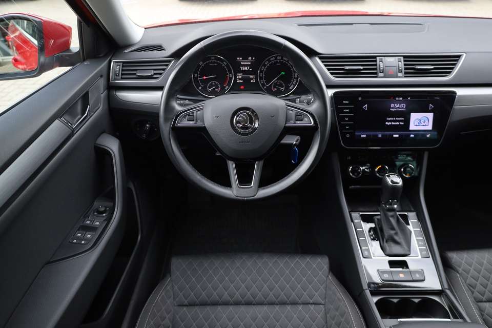 Skoda Superb - Imagem 10