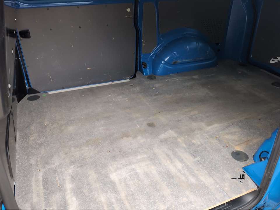 Volkswagen T6.1 Transporter - Imagem 13