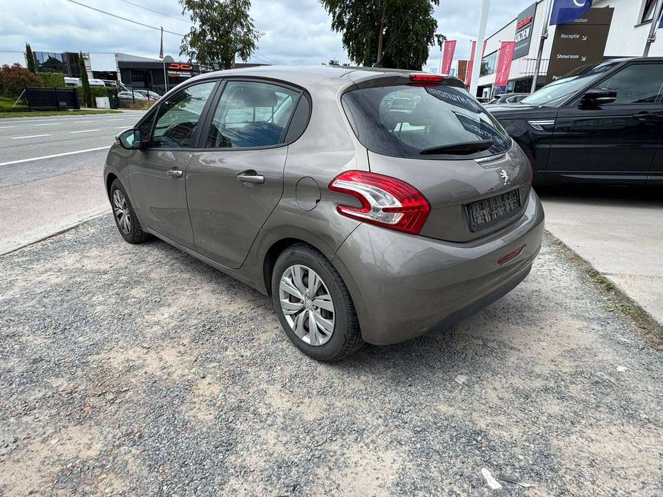 Peugeot 208 - Imagem 6