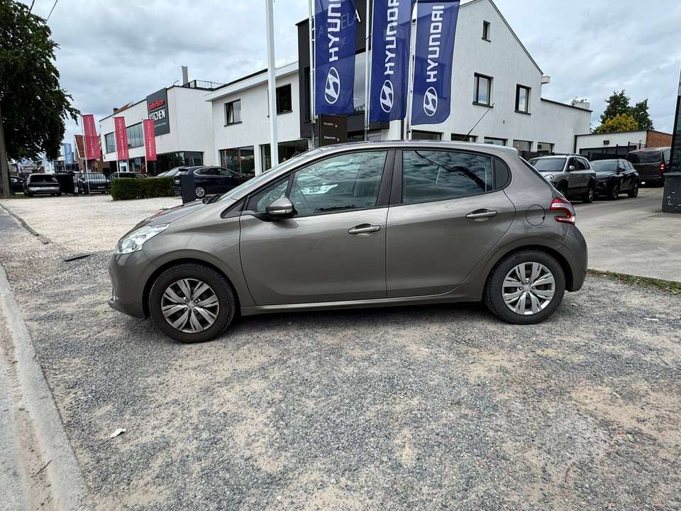 Peugeot 208 - Imagem 7