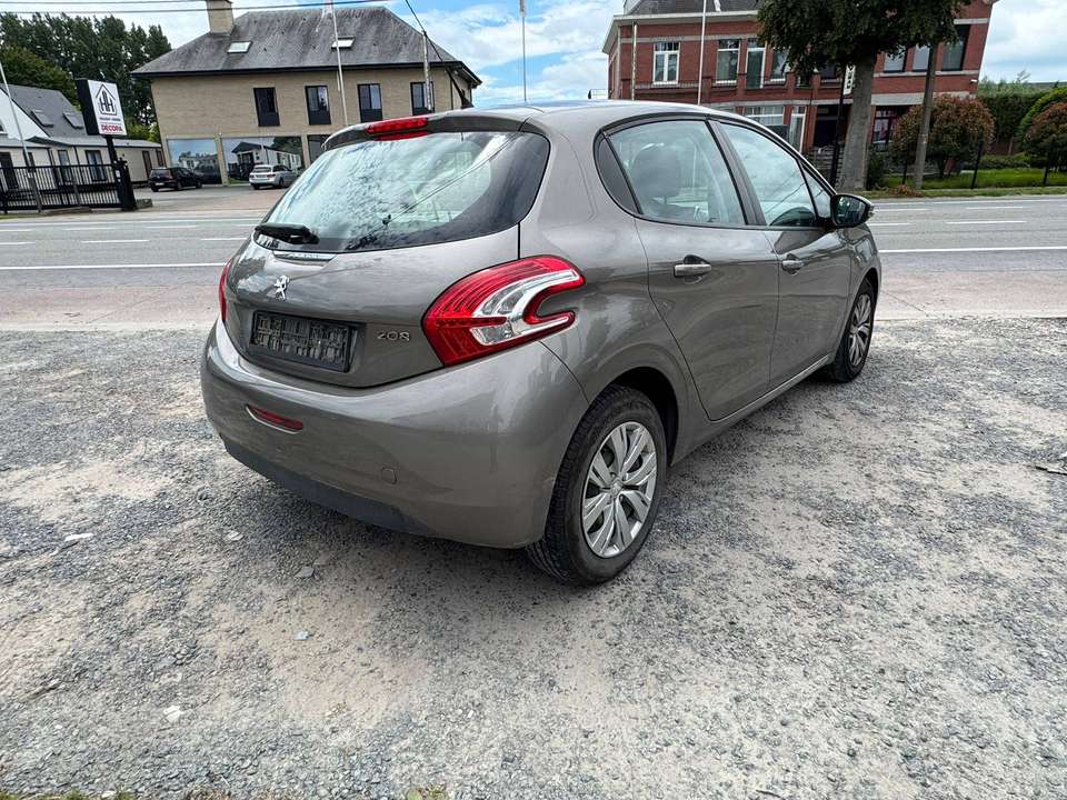 Peugeot 208 - Imagem 11