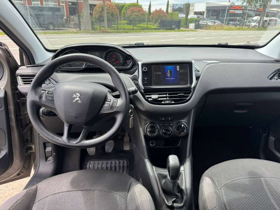 Peugeot 208 - Imagem 13