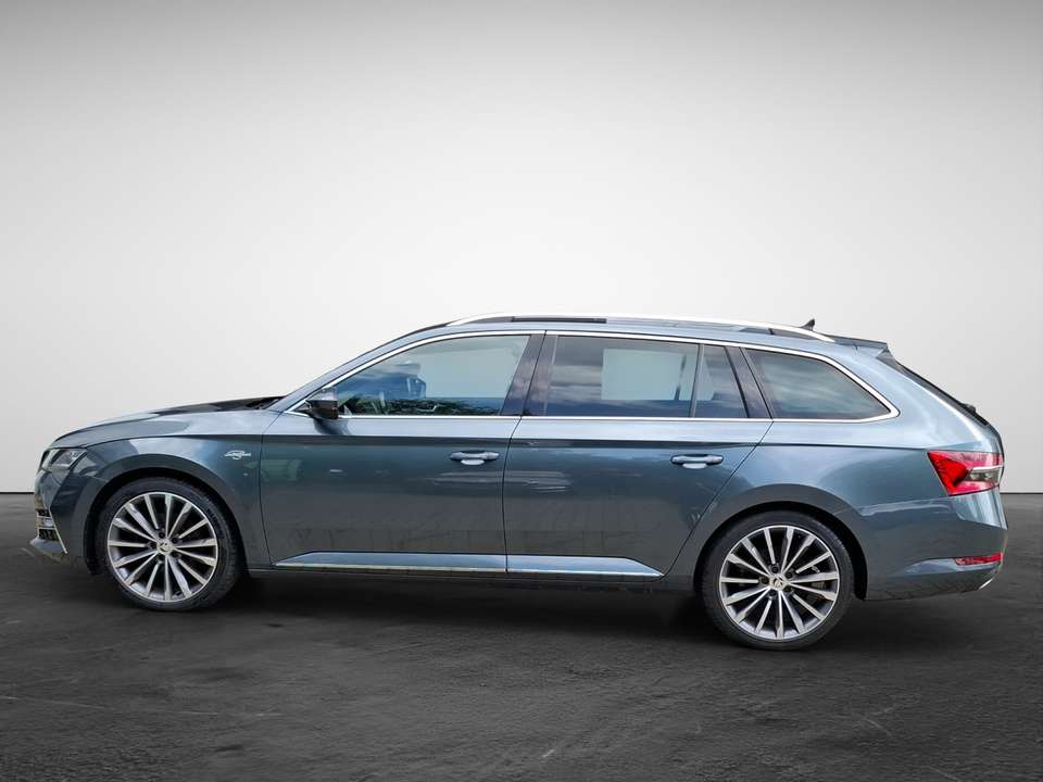 Skoda Superb - Imagem 4