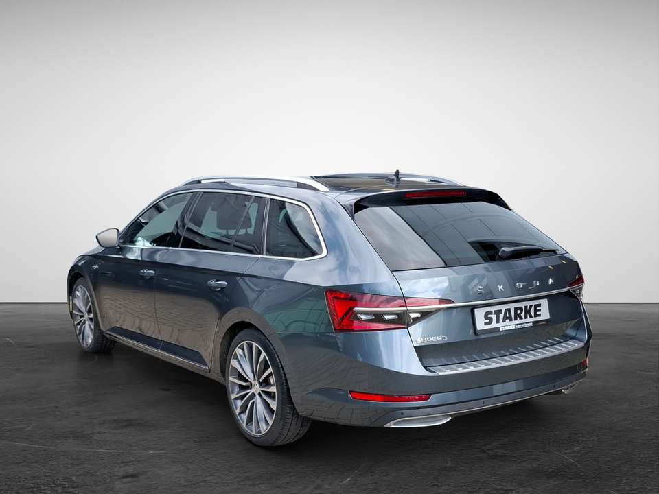 Skoda Superb - Imagem 5