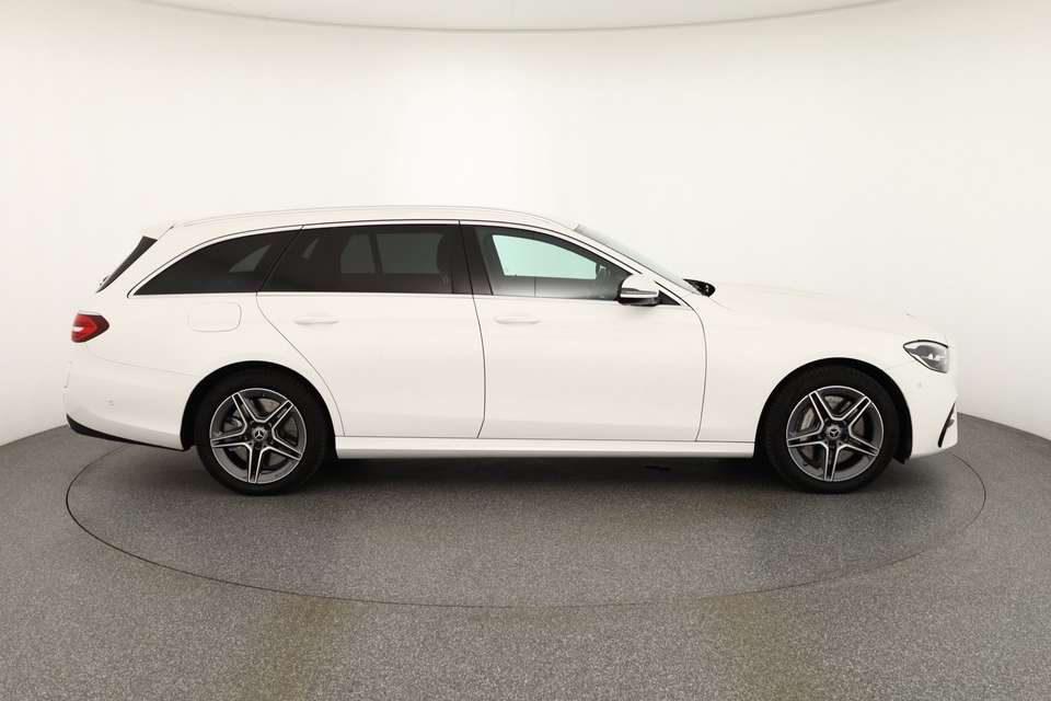 Mercedes-Benz E 300 - Imagem 7