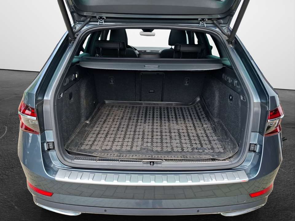 Skoda Superb - Imagem 13