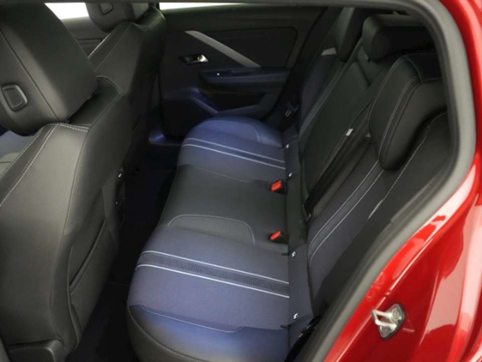 Opel Astra - Imagem 11