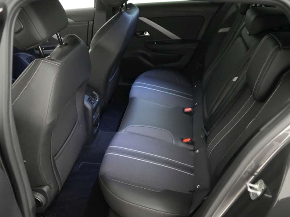 Opel Astra - Imagem 11
