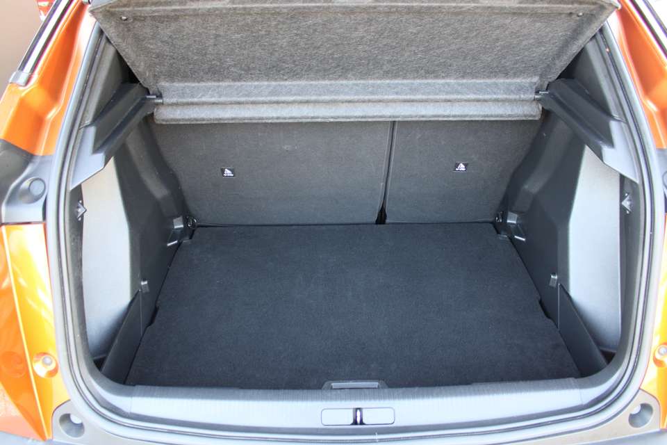Peugeot 2008 - Imagem 8