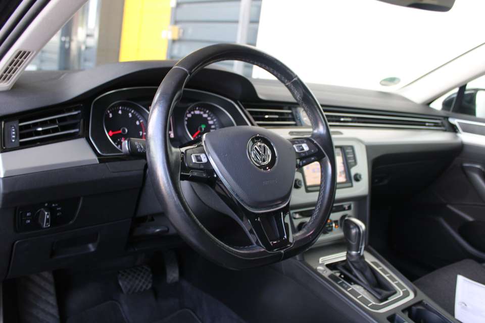 Volkswagen Passat Variant - Imagem 4
