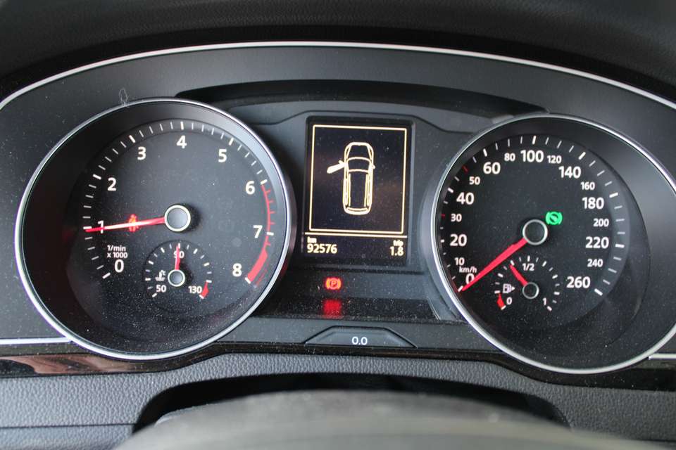 Volkswagen Passat Variant - Imagem 6