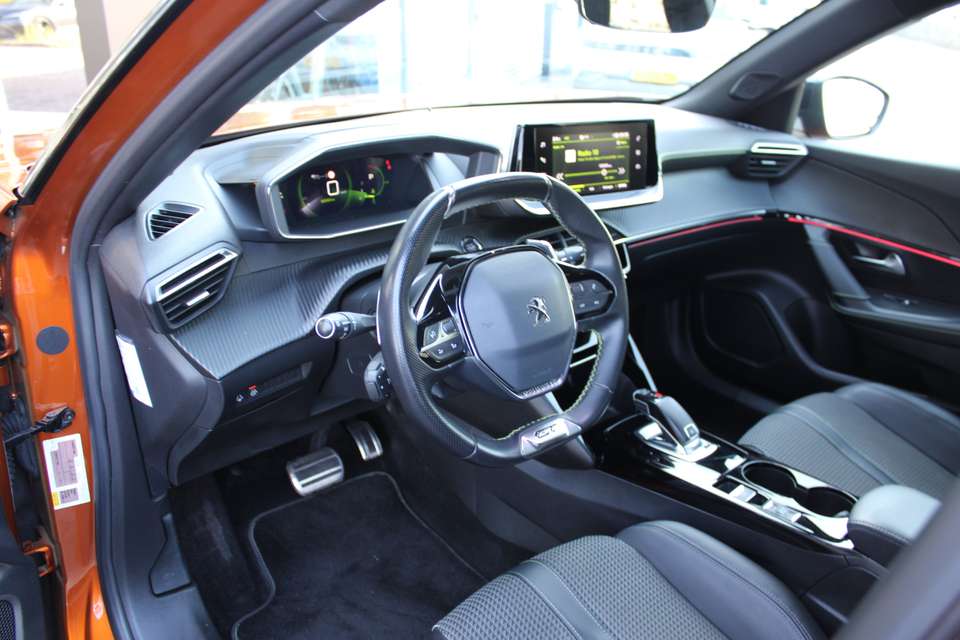 Peugeot 2008 - Imagem 11