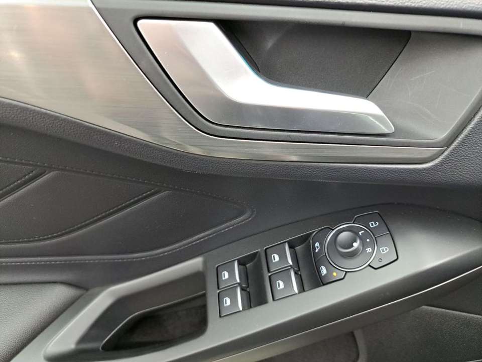 Ford Focus - Imagem 12