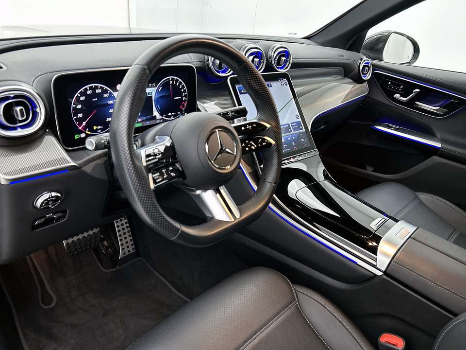 Mercedes-Benz GLC 300 - Imagem 2