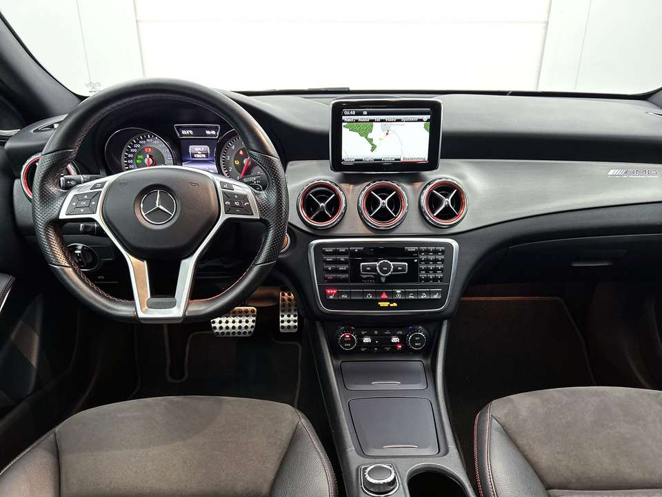 Mercedes-Benz GLA 250 - Imagem 13
