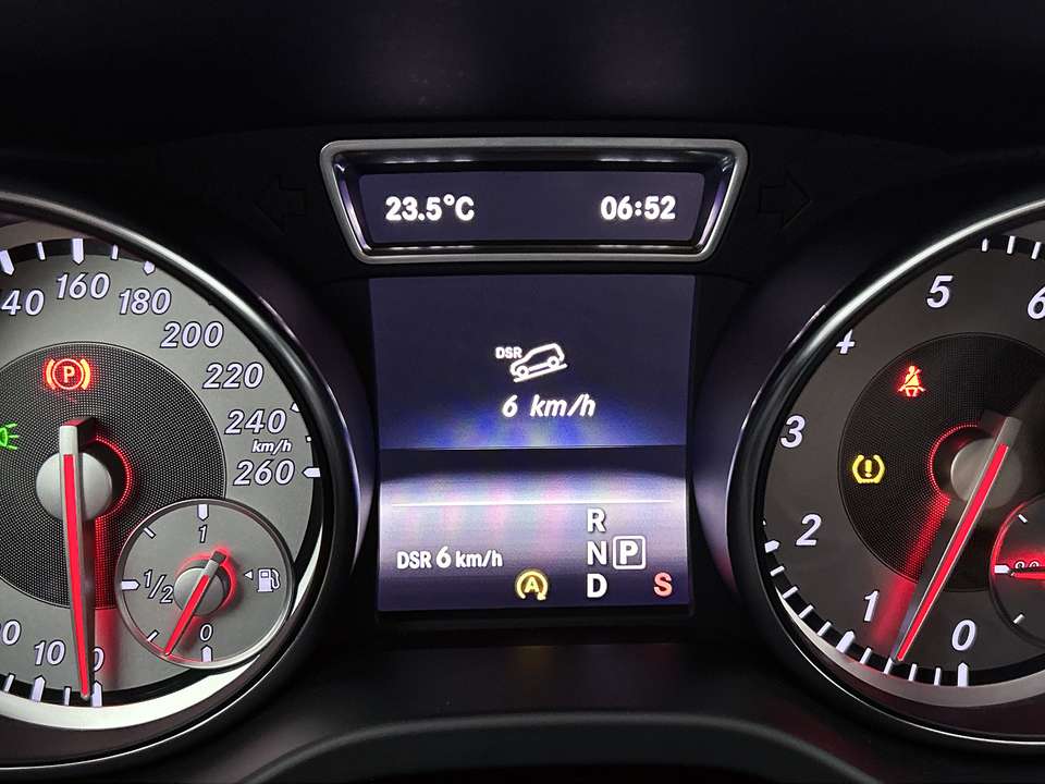 Mercedes-Benz GLA 250 - Imagem 16