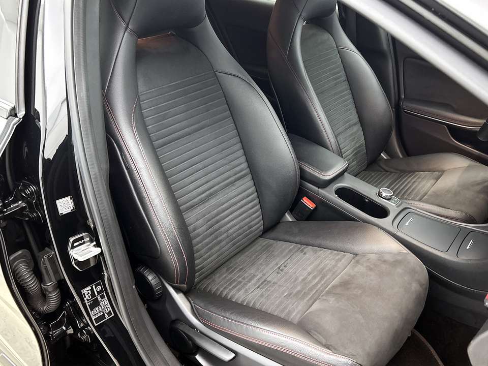 Mercedes-Benz GLA 250 - Imagem 18