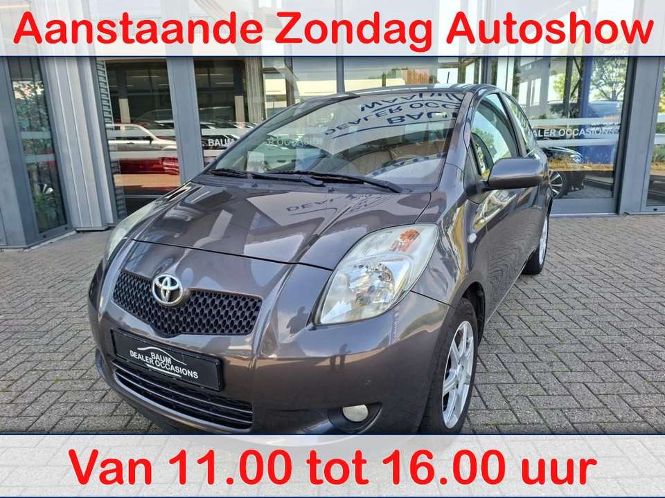Toyota Yaris - Imagem 1