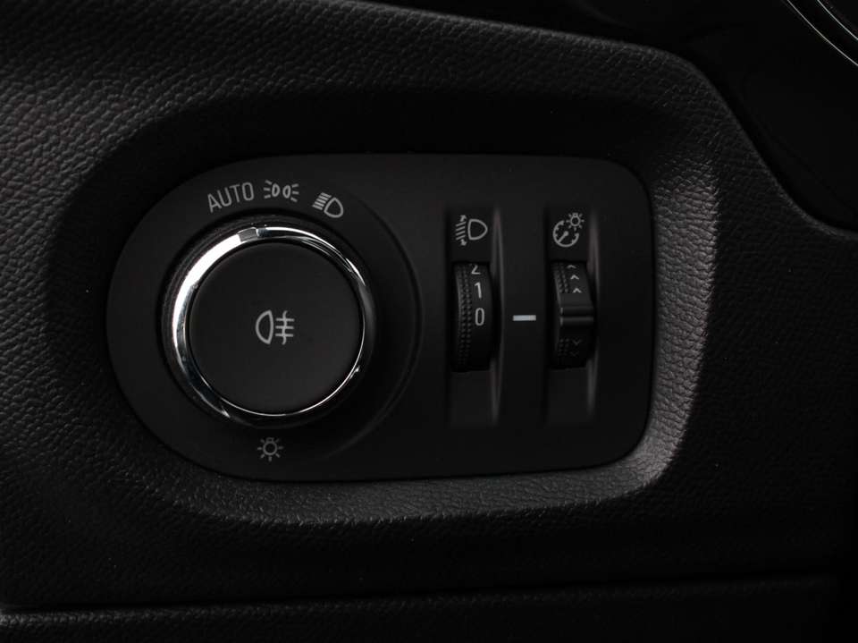 Opel Corsa - Imagem 14