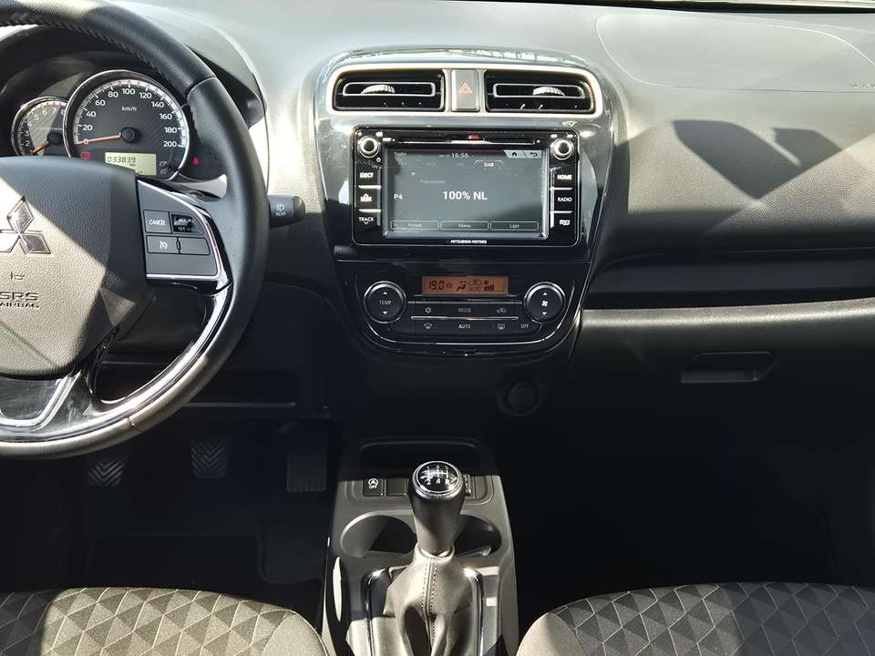 Mitsubishi Space Star - Imagem 10
