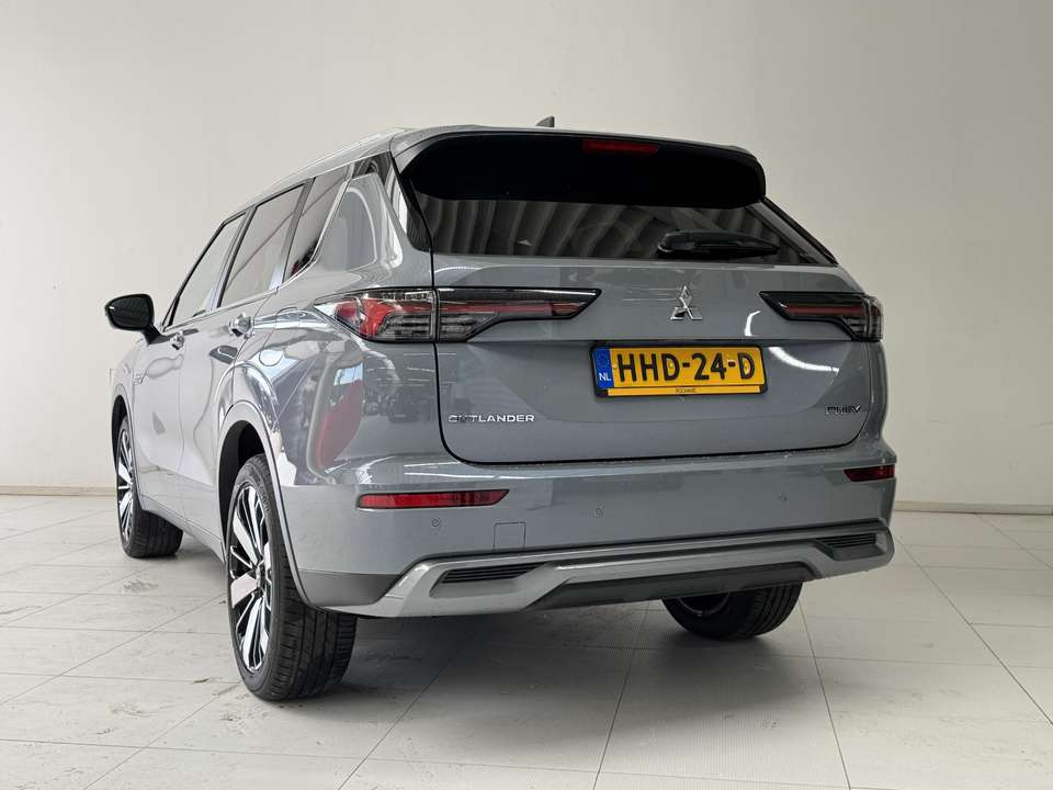 Mitsubishi Outlander - Imagem 11