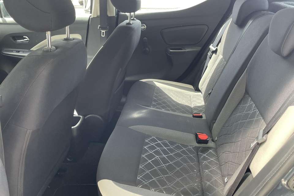 Nissan Micra - Imagem 9