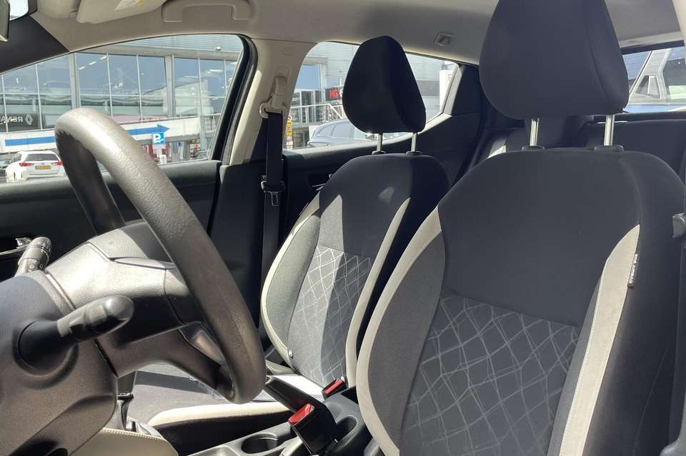 Nissan Micra - Imagem 10