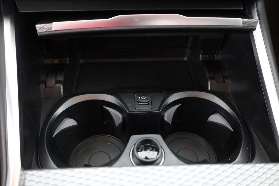 BMW 320 - Imagem 13