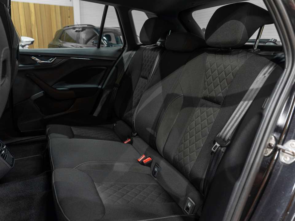 Skoda Kamiq - Imagem 8