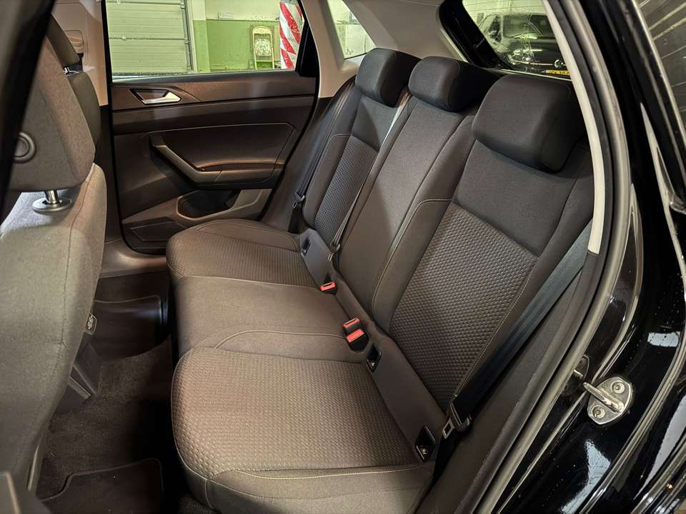 Volkswagen Polo - Imagem 16