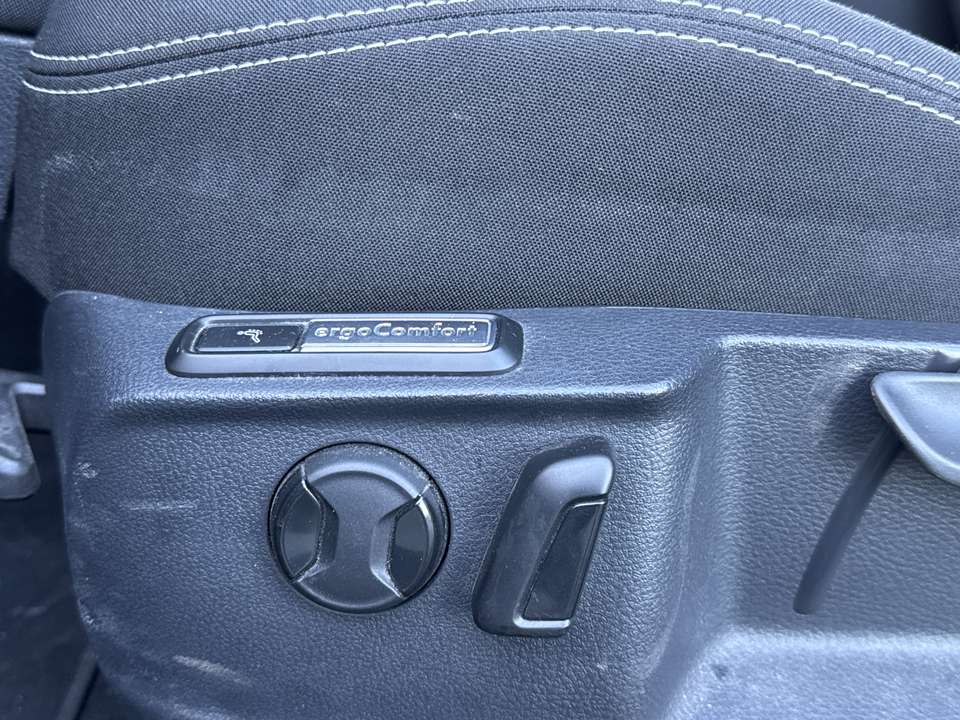 Volkswagen Passat Variant - Imagem 15